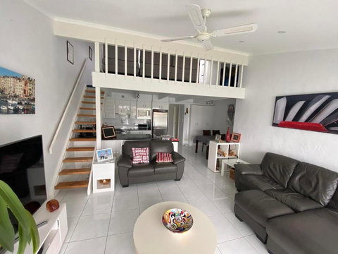 Port Lincoln Marina Waterfront Apartment - Accommodation 4U 0