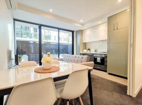PR126-1 BR Comfy Stay Next To Station With FREE Parking - Accommodation 4U 2