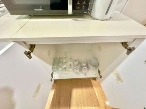 Prime 1BR Near Transport And Retail - Accommodation 4U 1