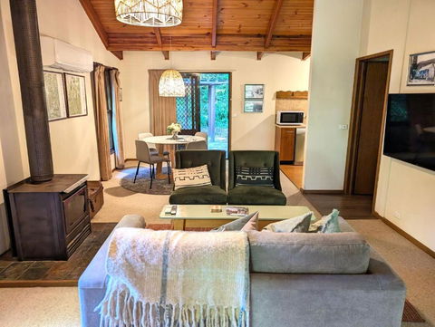 Primrose Cottage - Accommodation 4U 2