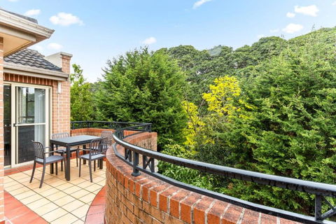 Pristine 2-Bed Near Marrickville Village - Accommodation 4U 1