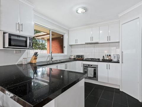 PRIVATE ROOM 4 And PRIVATE ROOM 5 Beside Monash University In Clayton - Accommodation 4U 3