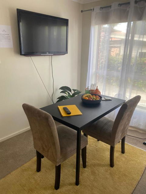 Private Room With Ensuite And Parking Close To Wollongong CBD - Accommodation 4U 1