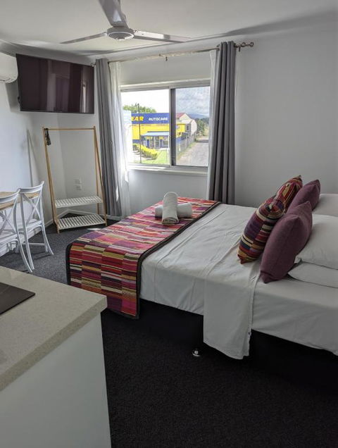 PROSERPINE MOTOR LODGE - Accommodation 4U 3