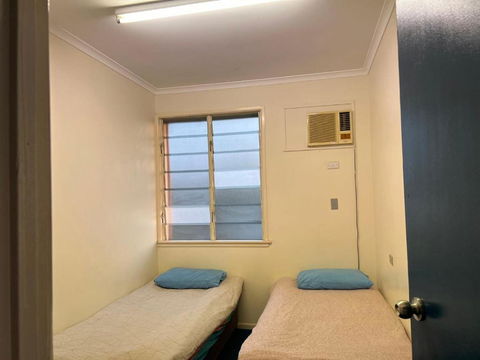 Q Lux Inn Emerald - Accommodation 4U 1