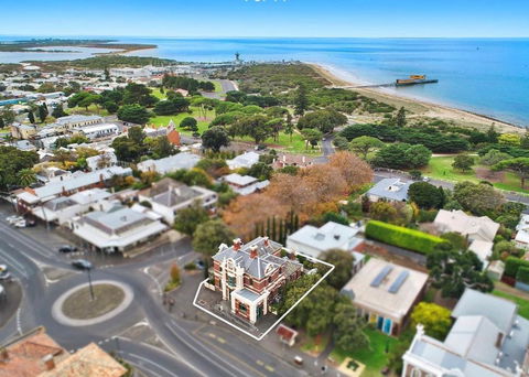 QPO QUEENSCLIFF - Accommodation 4U 1