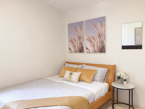 Quaint Double Or Queen Room - Mins To Stations&UNSW - Shared Bathroom - Accommodation 4U 0