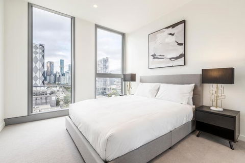 Quaint Stylish Hideout In Trendy South Melbourne - Accommodation 4U 3