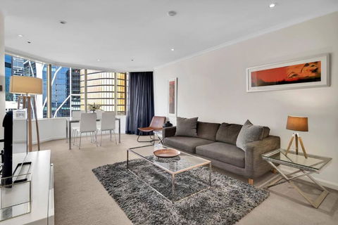 Quality Apartment In The Rocks GLO1203 - Accommodation 4U 1