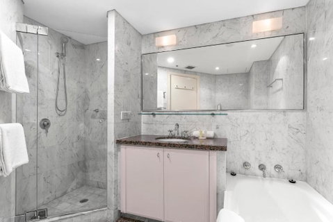 Quay West 2302 Self-Catering - Accommodation 4U 2