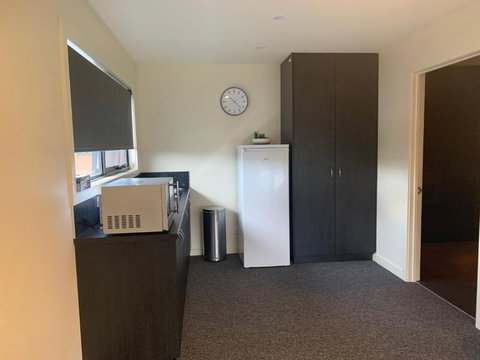 Queens Arms Hotel - Accommodation 4U 3