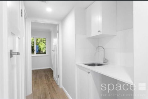 Quintessential Oceanview Apartment In Cottesloe - Accommodation 4U 0