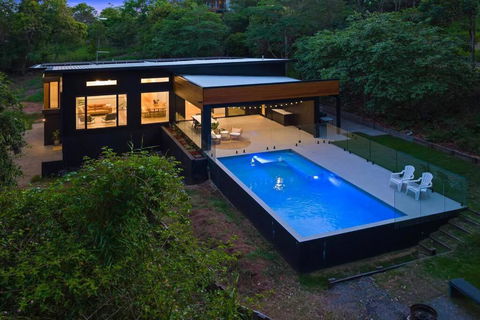 Rainforest Villa: Luxe Escape - Accommodation 4U 0