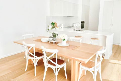 Red Brick Central Retreat - Accommodation 4U 2