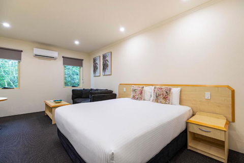 Red Bridge Motor Inn - Accommodation 4U 1