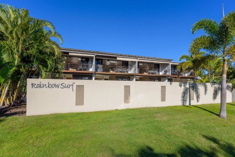 Rainbow Surf 5 - Accommodation 4U 3
