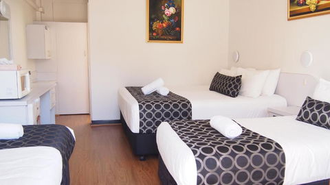 Queanbeyan Motel - Accommodation 4U 0