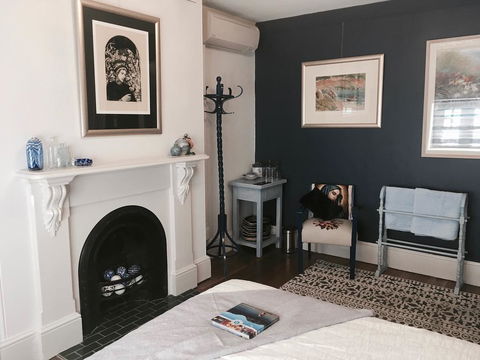 Assemblage Boutique Art B & B - Accommodation 4U 2