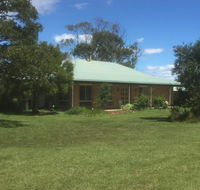 At HOME on HOLMES - Accommodation 4U