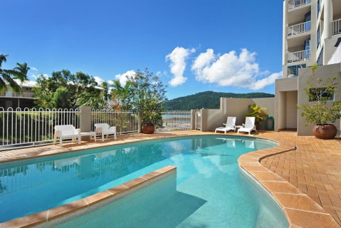 At Whitsunday Vista Holiday Apartments - Accommodation 4U 2