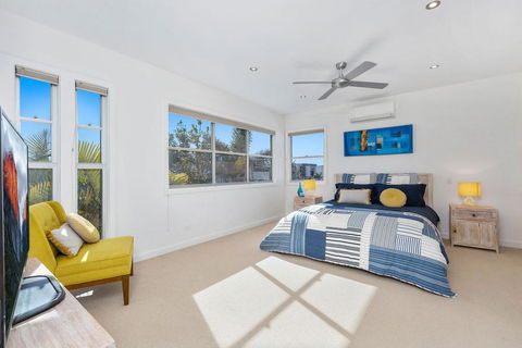 Augusta House - Accommodation 4U 2