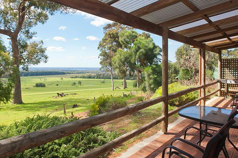 Augusta Sheoak Chalets - Accommodation 4U 0
