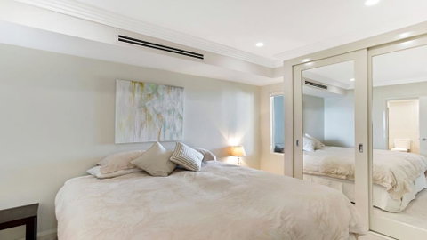 Aura Apartment With Spectacular Views! - Accommodation 4U 3