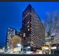 Aura on Flinders Serviced Apartments - Accommodation 4U