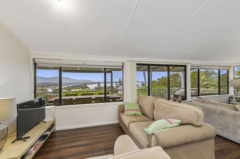 Aurelia, 14 Stewart Street - Accommodation 4U 0