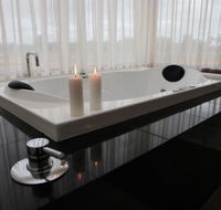 Aurora Cottages Bush Retreat - Accommodation 4U