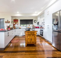 Austinmer - Cannonvale - Accommodation 4U