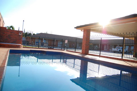 Australian Settlers Motor Inn - Accommodation 4U 1