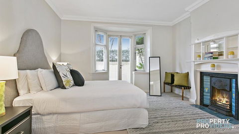 Awaba Aquatic - Footsteps To Balmoral Beach - Accommodation 4U 1