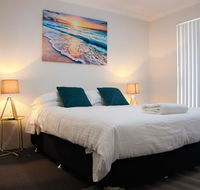 Azure Villa - Accommodation 4U