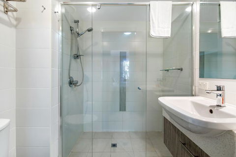 Azzura Greens Private Apartments - Accommodation 4U 2