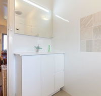 B7 Close to UWA Swan River Cafes and The New Children's Hospital - Accommodation 4U