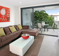Back of the Block Bulimba - Executive 3BR Bulimba apartment with leafy outlook - Accommodation 4U