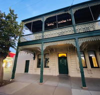 Balcony Level - Heygarth House - Port of Echuca Townhouse - Accommodation 4U