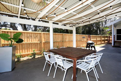 Balena @ Culburra - Pet Friendly - 1 Min Walk To Beach - Accommodation 4U 1