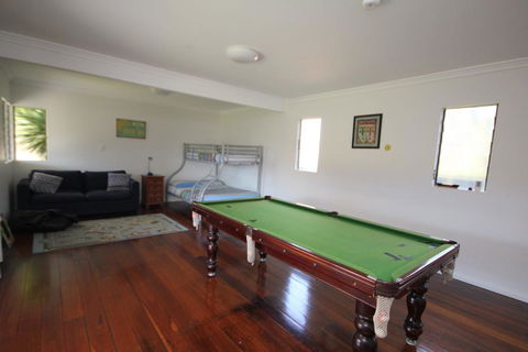 BANYANDAH 557 Ocean Drive NH - Accommodation 4U 3