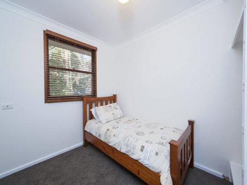 Barefoot Beach House, 24 Essendene Road - Accommodation 4U 3