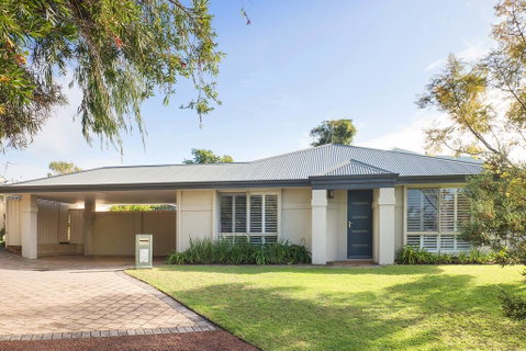 Barefoot Bungalow - Accommodation 4U 0