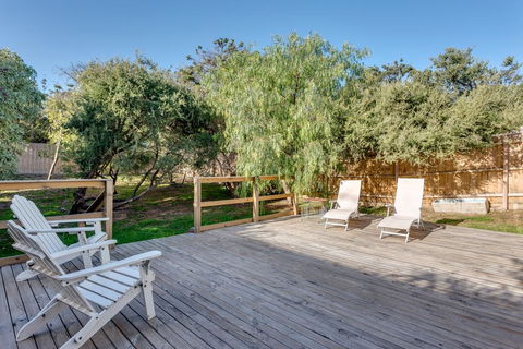 Bay Cottage - Accommodation 4U 2