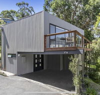 Bay Views Lorne - Accommodation 4U
