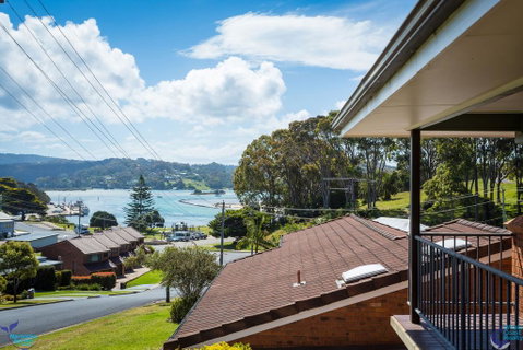 Bayview Unit - Stunning Inlet Views - Accommodation 4U 0