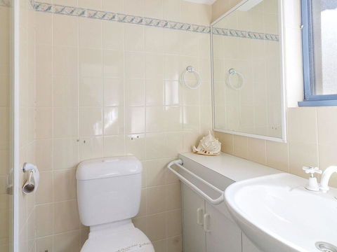 Beach Front Bliss - Accommodation 4U 2