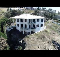 Beach Front Pandanus Cove - Accommodation 4U