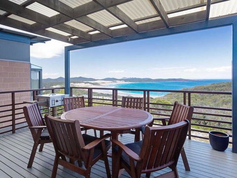 Beach House 7' 26 One Mile Close - Air Conditioned, Wifi, Foxtel, Linen - Accommodation 4U 0
