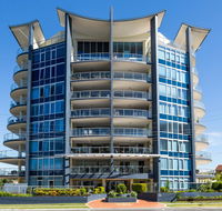 Beach House on Suttons - Accommodation 4U