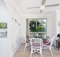 Beach Paradise  Anna Bay - Accommodation 4U